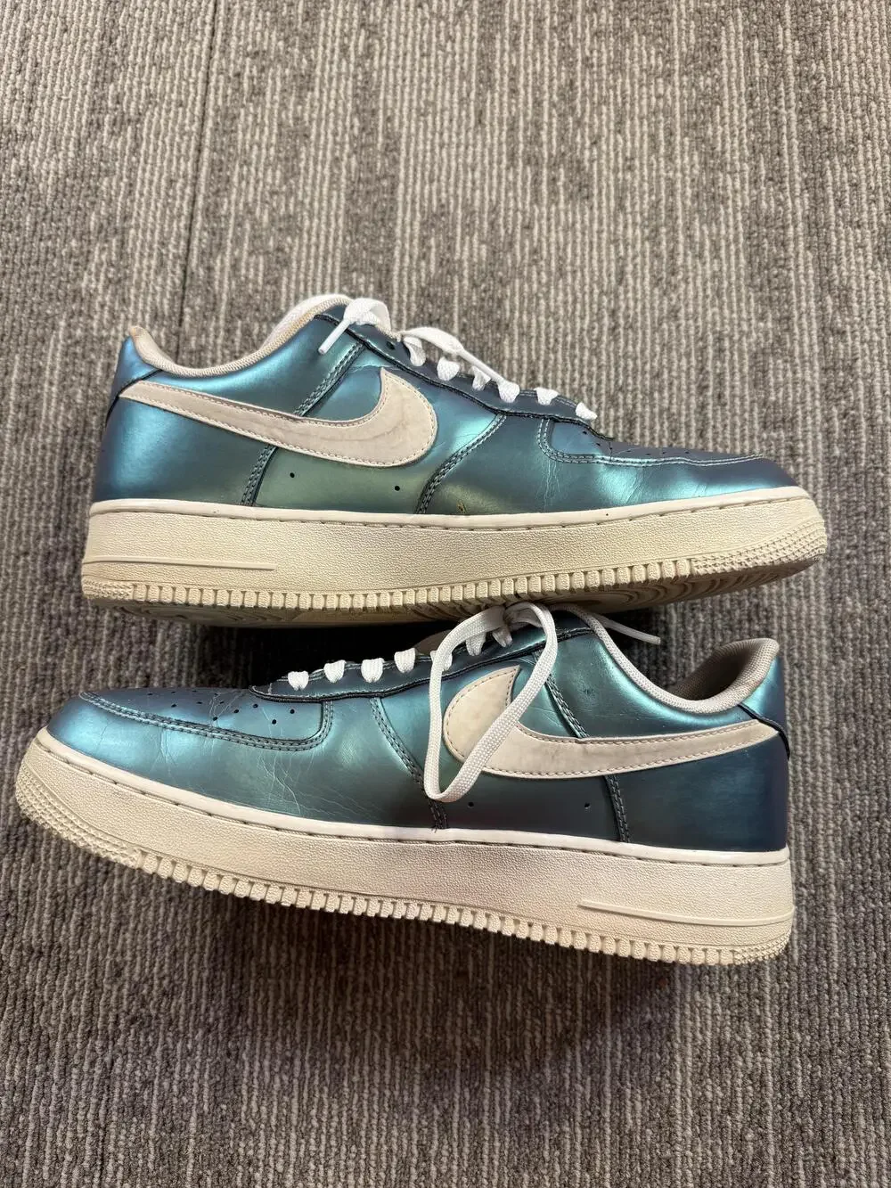 Nike Air Force 1 '07 LV8 Shoes Mens Size 9 Iridescent Teal Green Low 823511-301